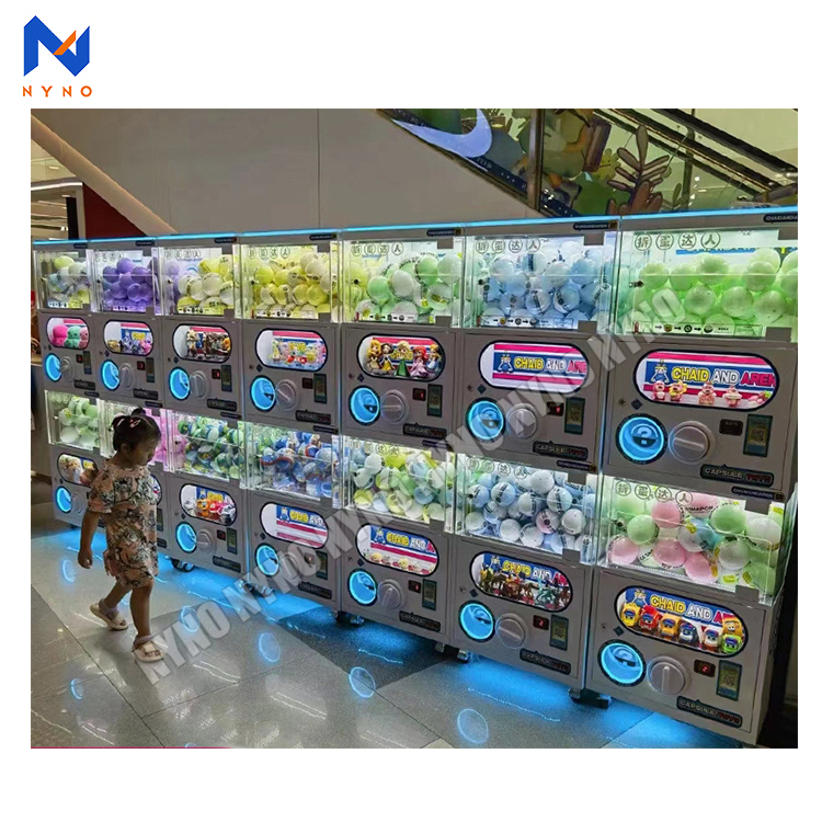 Custom Gachapon Big gashapon machine 60*55*176 CM